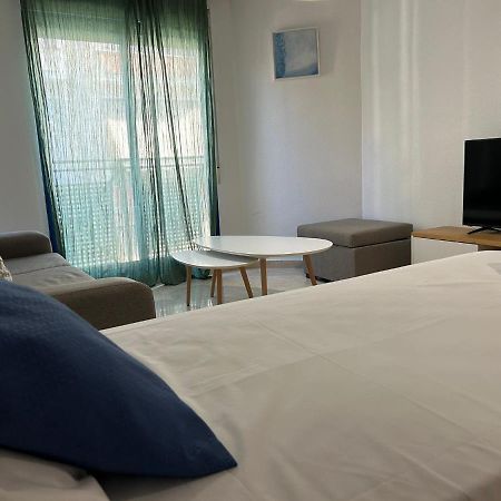 Marq Castillo Habitaciones Alicante Bagian luar foto