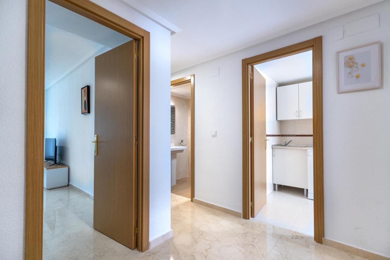 Marq Castillo Habitaciones Alicante Bagian luar foto