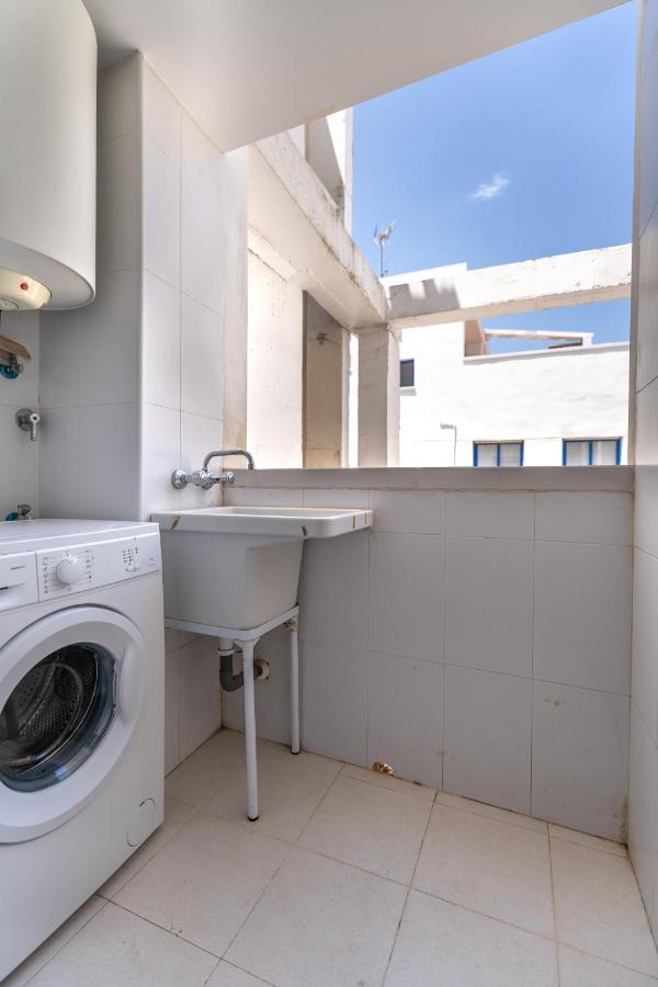 Marq Castillo Habitaciones Alicante Bagian luar foto
